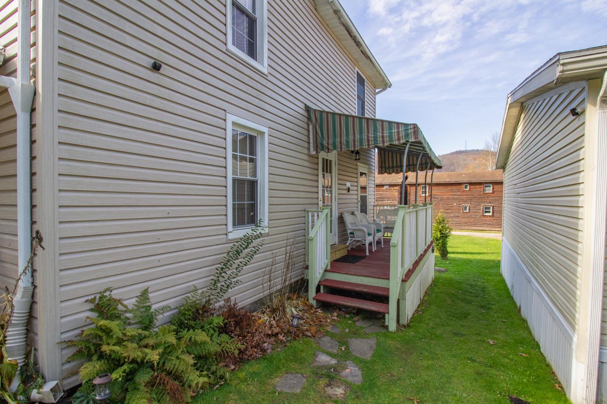 Stay In Ohiopyle In The Middle Of Town By The Gap Trail Extérieur photo